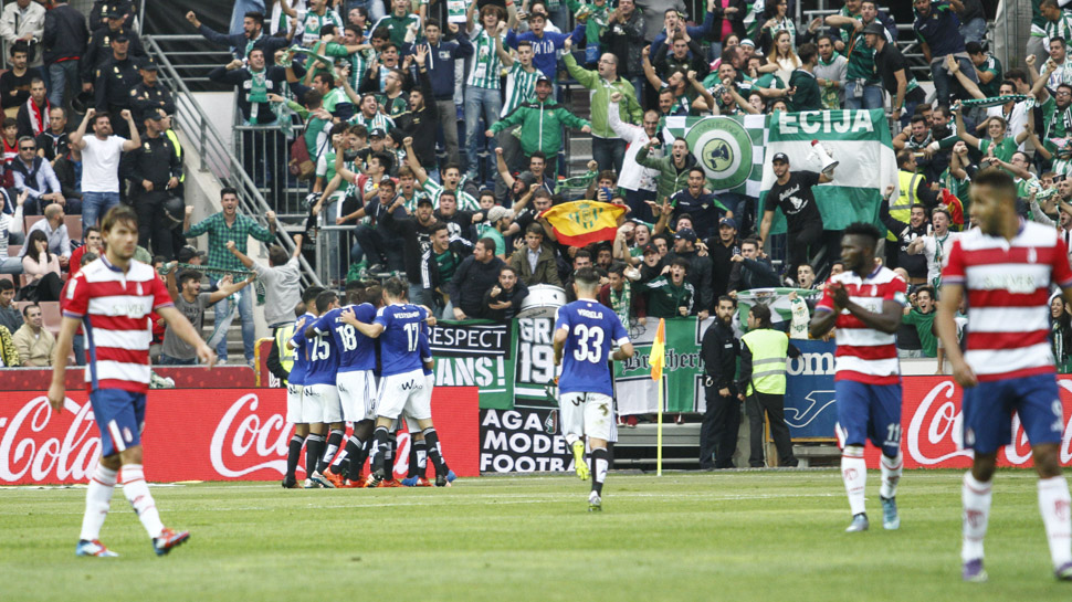 Partido de la Jornada 9 de Primera Division disputado entre el GranadaCF y el Betis en el estadio el Estadio Nuevo Los Carmenes