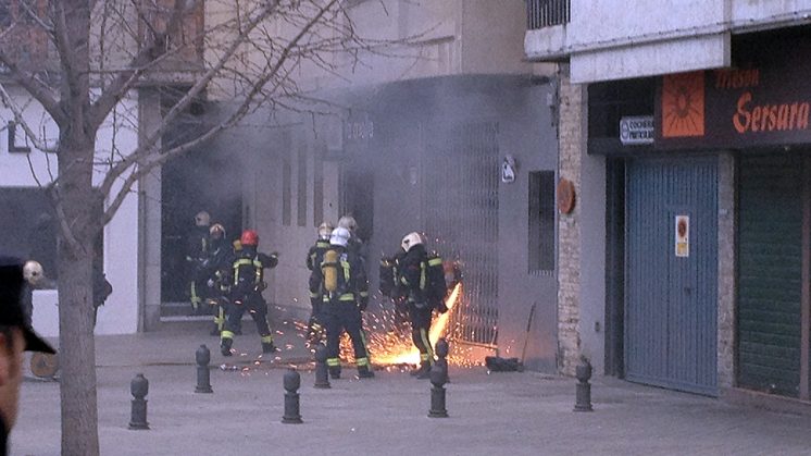 Un incendio calcina la cocina de un gastrobar en el centro de Granada