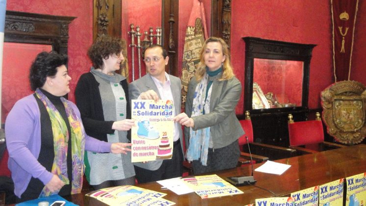 Granada ‘se va de marcha’ con la solidaridad
