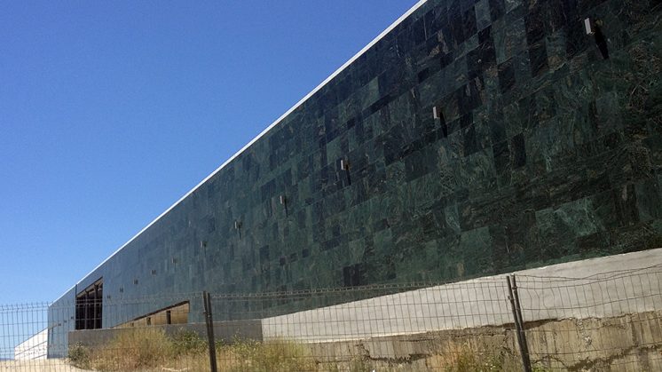 El Centro Comercial Nevada aún debe construirse. Foto: Luis F. Ruiz