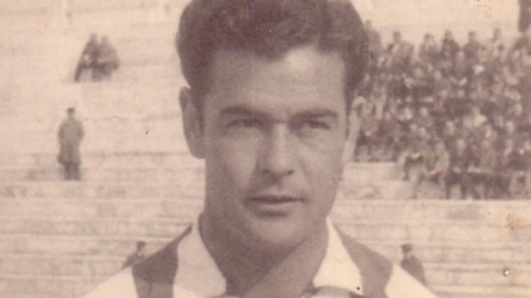 La vida deportiva de Ruiz Baena, terminó el 18 de noviembre de 1959 con una victoria en Los Cármenes ante la Real Sociedad. Foto: AG