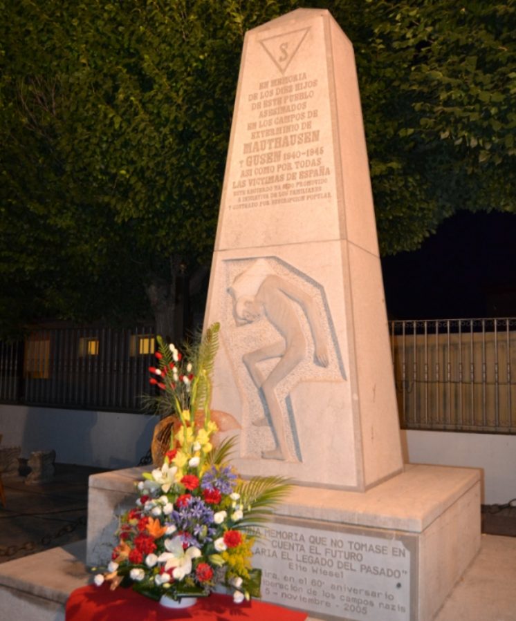 Zujaira homenajea a sus once vecinos víctimas del genocidio nazi