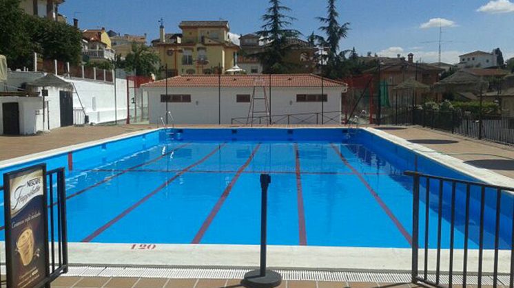 La piscina de Alfacar ya está al servicio de los ciudadanos. Foto: AGR