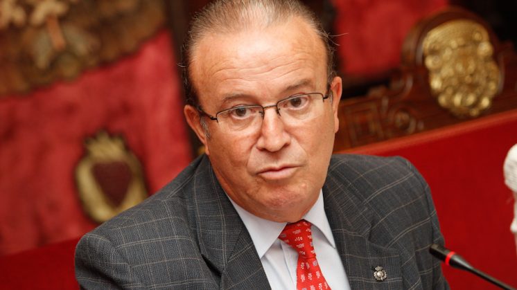 El alcalde en funciones, Juan Antonio Mérida. Foto: Álex Cámara