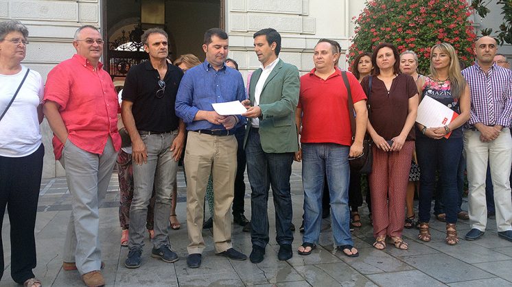 Los alcaldes y portavoces han comparecido en el Ayuntamiento de Granada. Foto: Luis F. Ruiz