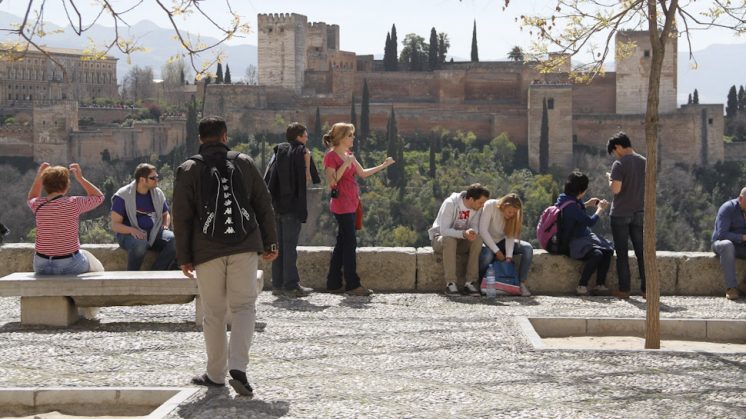 Granada ha crecido porcentualmente más que el total de España. Foto: Álex Cámara