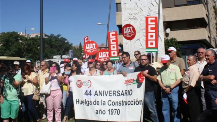 Homenajean a los tres obreros asesinados en la huelga de la construcción de 1970
