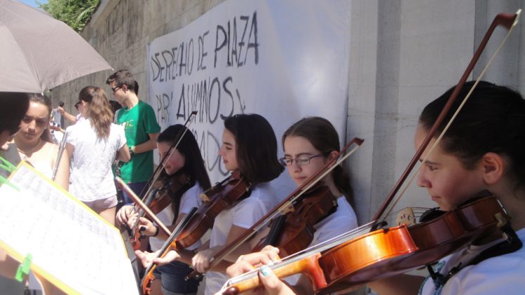 Un mundo ideal o el Himno de Andalucía, algunas de las melodías interpretadas por los alumnos. Foto: N.S.L.