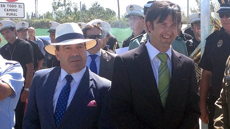 Vicente Valero (izquierda), arropado por su hasta ahora Teniente de Alcalde, Antonio Narváez. Foto: Luis F. Ruiz