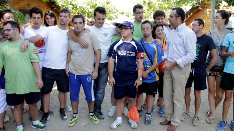 Jóvenes con discapacidad intelectual avanzan en su autonomía personal en la Ciudad Deportiva