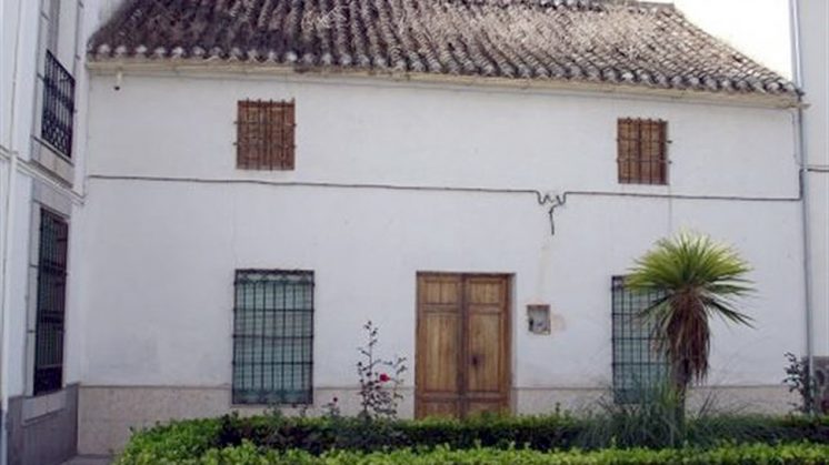 La casa de Frasquita Alba, ubicada en el centro de Valderrubio. Foto: aG