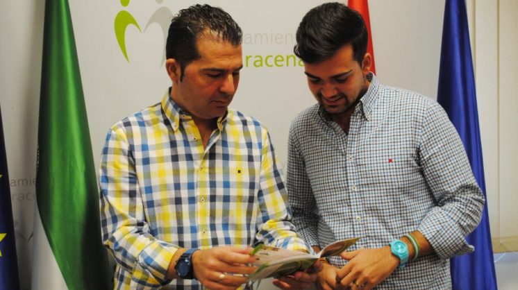 El alcalde, Noel López, y el concejal de Deportes, Marcelo Montoya, han presentado la programación. Foto_ aG.