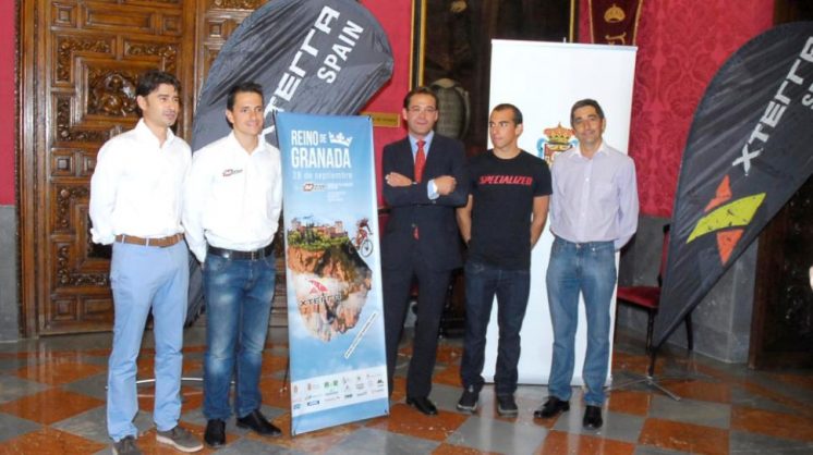 Se disputará tanto el Triatlón Ciudad de Granada para menores como el XTerra Reino de Granada. Foto: aG.