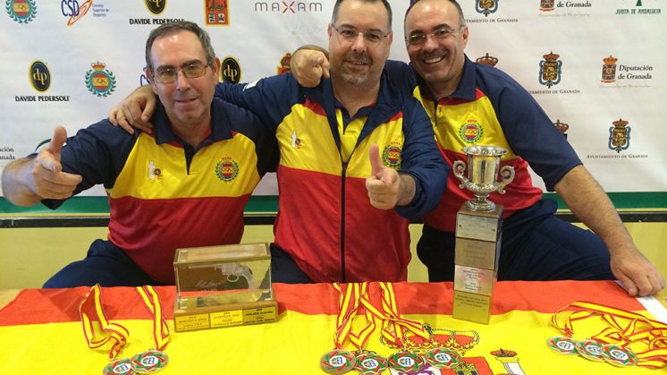Los tres españoles que lograron los oros para el medallero español. Foto: aG