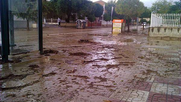 La tormenta en la pedanía de Casanueva, en Pinos Puente. Foto: Ayuntamiento de Pinos Puente