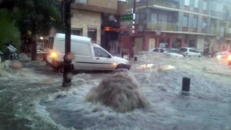 La lluvia ha ocasionado daños en Atarfe. Foto: José Carlos Camacho (@Camacho_Granada)