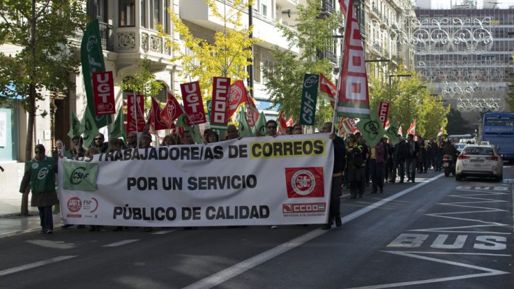 La manifestación ha recorrido las principales calles del centro de Correos hasta Subdelegación. Foto: Alberto Franco