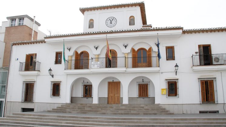 Fachada del Ayuntamiento de Las Gabias. Foto: Álex Cámara