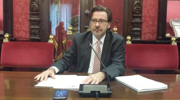 El PSOE acusa a Torres Hurtado de promover unos presupuestos que "rozan la irresponsabilidad política"