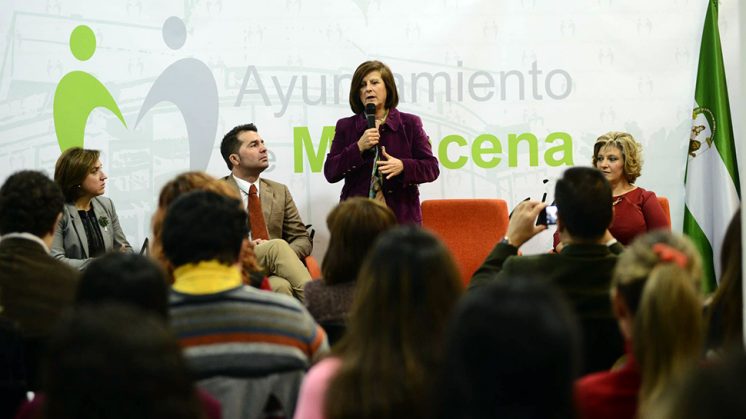 La jornada ha sido inaugurada por la consejera de Salud, María José Sánchez. Foto: José Manuel Grimaldi