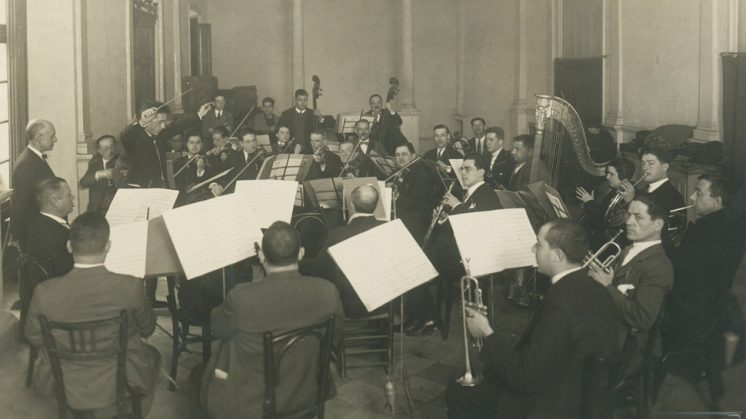 La Orquesta Bética de Cámara de Sevilla hace mención a sus orígenes en un concierto en el Manuel de Falla