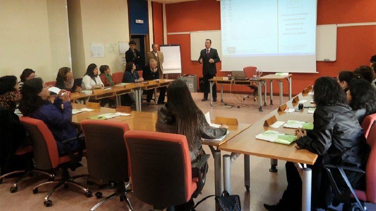 Sanitarios chilenos se forman en Granada para conocer experiencias innovadoras en atención y gestión de centros sanitarios