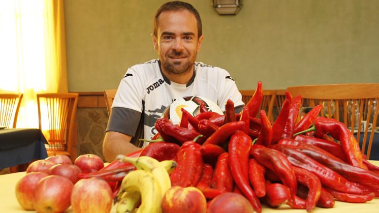 Miguel Mariscal es partidario de que la fruta sea protagonista en las ingestas. Foto: Álex Cámara