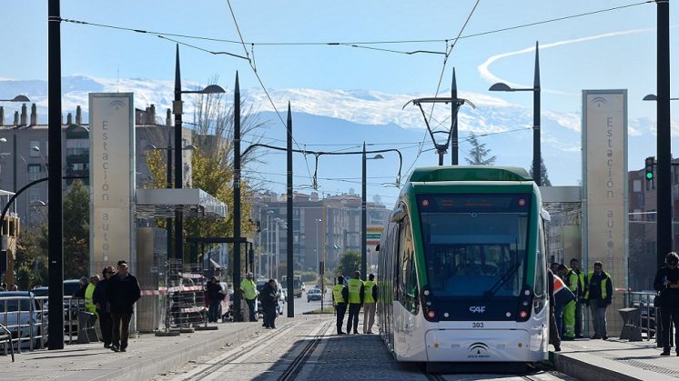 Reanundan las pruebas del Metro de Granada y se amplía el recorrido hasta la estación de autobuses