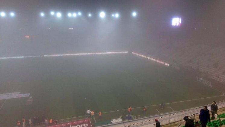 Situación del estadio en torno a las 21.30 horas. Foto: José Ángel Martos