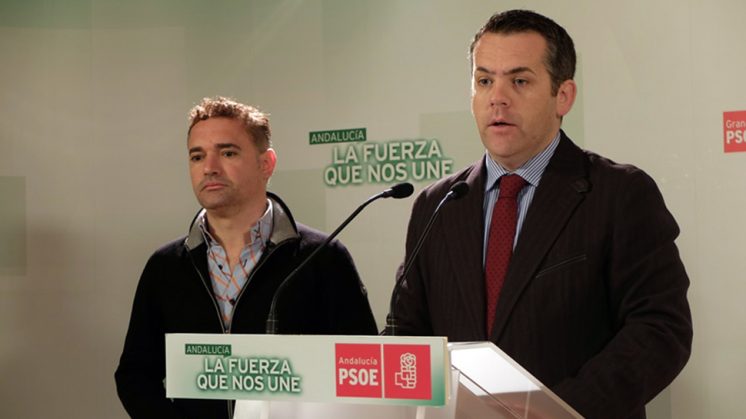 Gamarra, acompañado de Ocete en la rueda de prensa. Foto: aG
