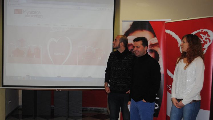Noel López durante la presentación de la web y app para fomentar la participación en Maracena. Foto: aG