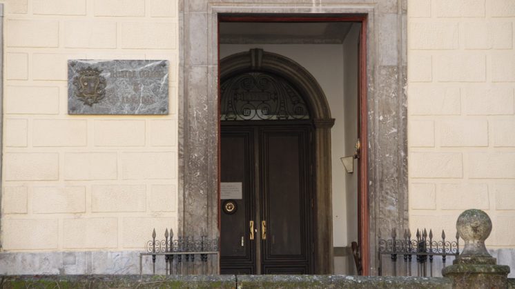 La sede de colegio de abogados de Granada capital. Foto: Álex Cámara