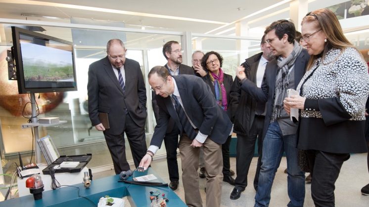 'Ventana a la Ciencia' se amplía hasta 2016 con nuevas exposiciones de universidades andaluzas