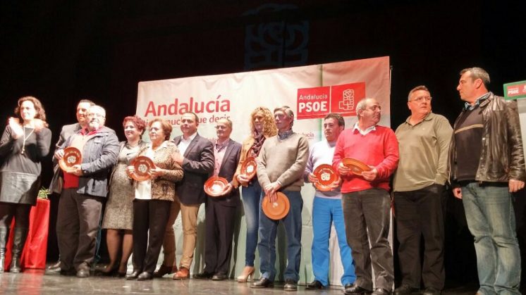 Cúllar Vega rinde homenaje a todos los candidatos socialistas de la democracia