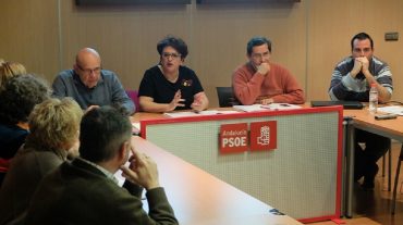 Teresa Jiménez se reúne con alcaldes y portavoces socialistas del cinturón para analizar los resultados electorales 