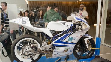 Una nueva Ventana a la Ciencia para diseñar y fabricar una moto de competición