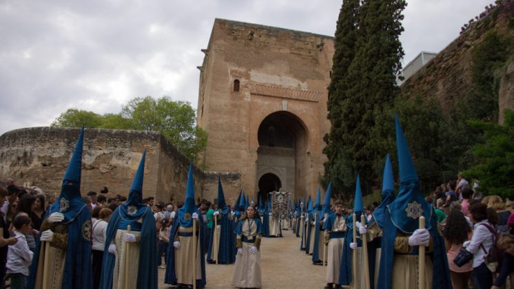La Hermandad de Santa María de la Alhambra es protagonista del Sábado Santo. Foto: Tricia González