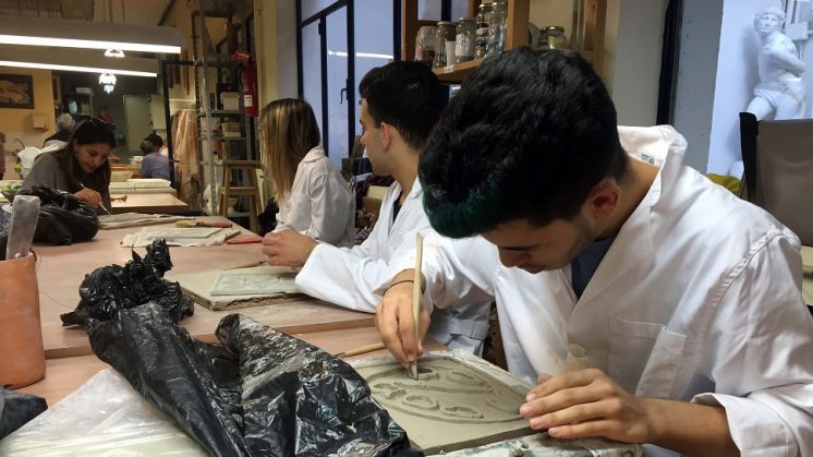 Alumnado de la Escuela de Arte de Sessa Aurunca realiza prácticas en Granada