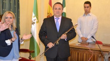 Enrique Medina toma posesión como alcalde de Pinos Puente