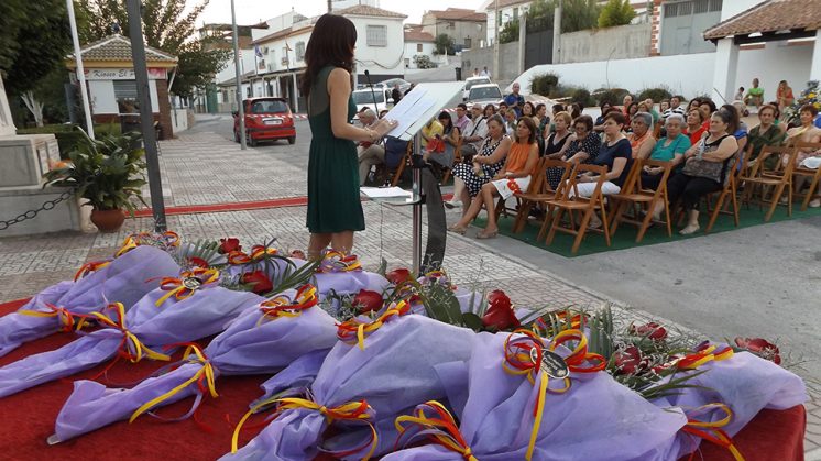 El homenaje ha tenido lugar en la plaza del Pilar de Zujaira. Foto: Luis F. Ruiz