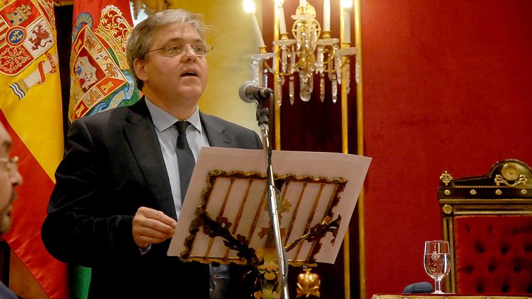 César Girón, durante el pregón pronunciado este lunes. Foto: Javier Algarra