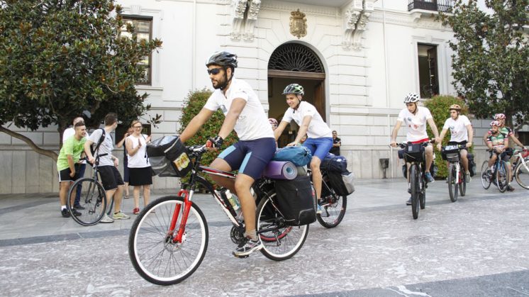 Ciclistas a Florencia por la Vega - AlexCamara-3