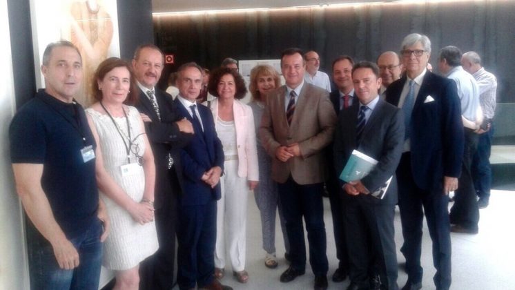 El Instituto de Investigación Biosanitaria de Granada, que ha firmado en 2014 un total de 26 convenios de colaboración por un importe de cerca de 900.000 euros de facturación. Foto: aG