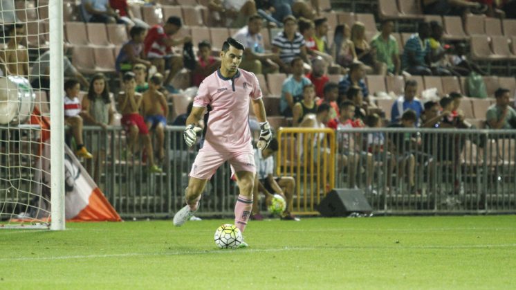 Andrés Fernández es uno de los seis cedidos de esta temporada en el Granada CF. Foto: Álex Cámara