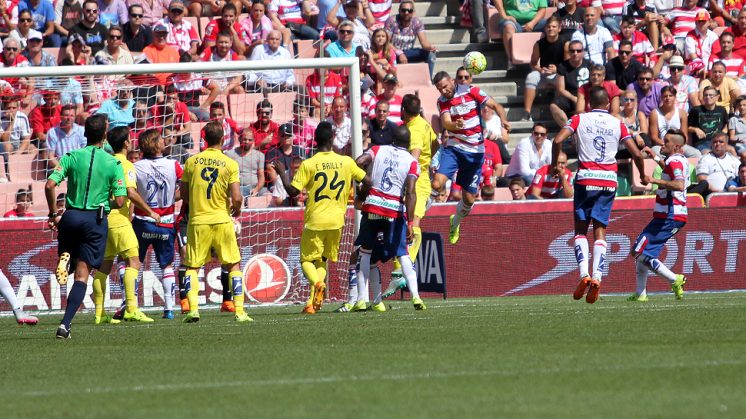 David Lombán, en un lance del partido entre el Granada CF y el Villarreal. Foto: Roberto Romera