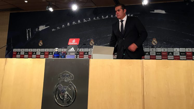 José Ramón Sandoval, en la sala de prensa del Santiago Bernabéu. Foto: Luis F. Ruiz (Enviado Especial)