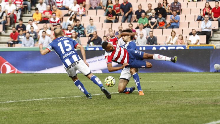 Partido de la Jornada 7 de Primera Division disputado entre el Granada CF y el Deportivo de la Coruña en el estadio Nuevo Los Carmenes