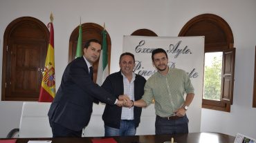 La Fundación CB Granada y Pinos Puente firman un acuerdo de colaboración