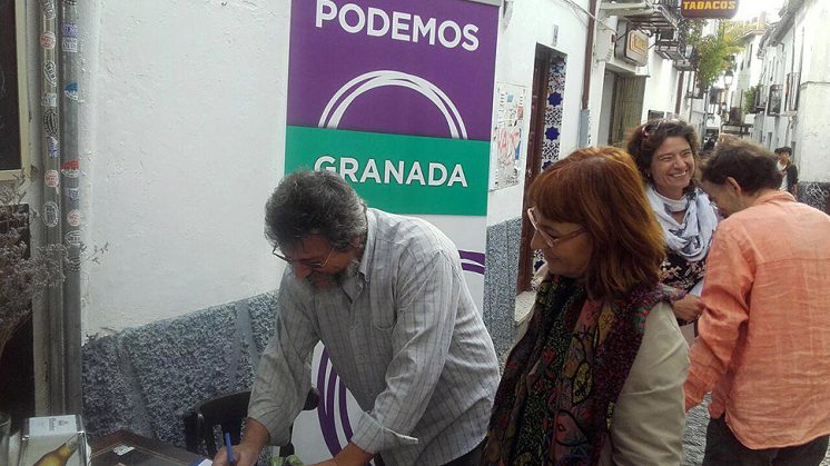 La recogida ha comenzado en los barrios de Granada. Foto: aG