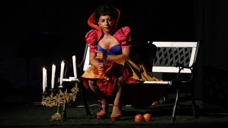 Momento de la actuación de Cristina Medina durante el Festival. Foto: Álex Cámara